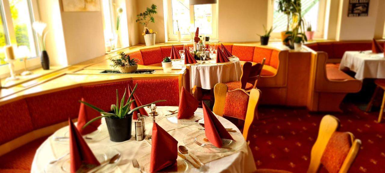 Landhotel Weisses Roess'L Adorf Exterior photo